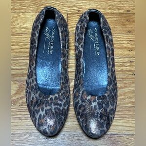 Donald J. Pliner Women's Metallic Leopard Flats